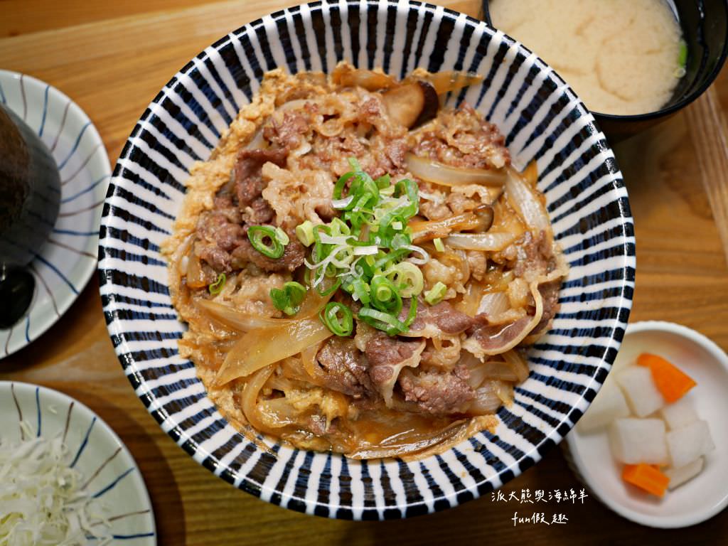 花旬定食HANA SHUN︱草屯最優質的日式豬排定食，來花旬品嚐酥脆炸物與美味甜點的絕妙組合，白飯、高麗菜絲、味噌湯均可免費續加～111.12開幕