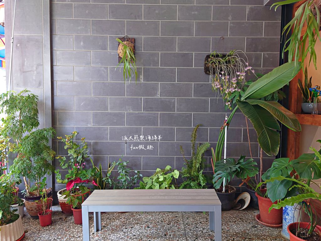 花旬定食HANA SHUN︱草屯最優質的日式豬排定食，來花旬品嚐酥脆炸物與美味甜點的絕妙組合，白飯、高麗菜絲、味噌湯均可免費續加～111.12開幕