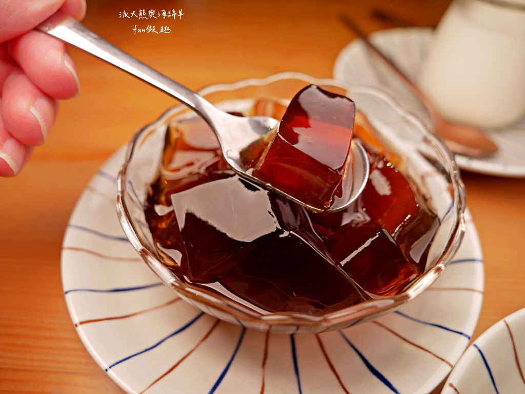 花旬定食HANA SHUN︱草屯最優質的日式豬排定食，來花旬品嚐酥脆炸物與美味甜點的絕妙組合，白飯、高麗菜絲、味噌湯均可免費續加～111.12開幕