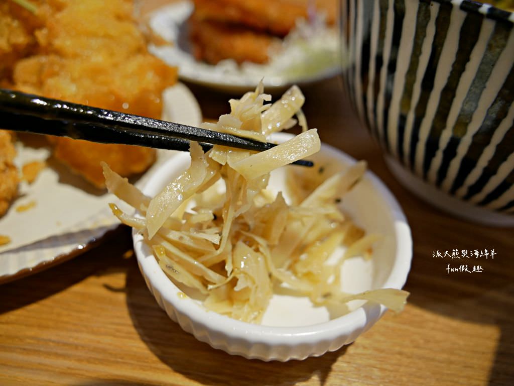 花旬定食HANA SHUN︱草屯最優質的日式豬排定食，來花旬品嚐酥脆炸物與美味甜點的絕妙組合，白飯、高麗菜絲、味噌湯均可免費續加～111.12開幕