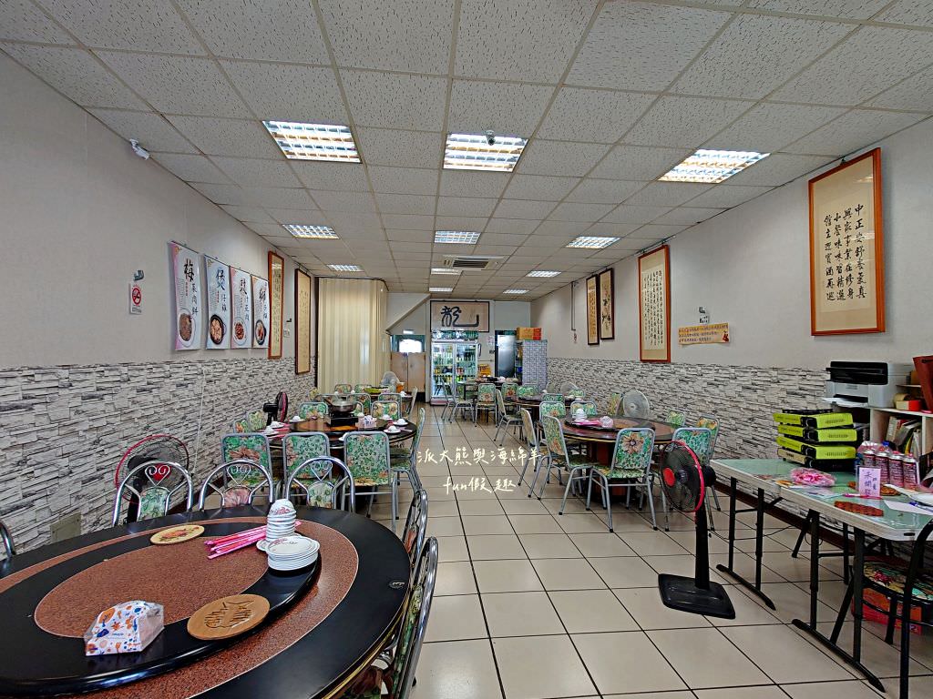 中興小館︱來自廣東省梅縣客家好味道，南投中興新村傳承3代的眷村美味料理在這邊！不論是家庭聚餐還是合菜都有選擇唷～