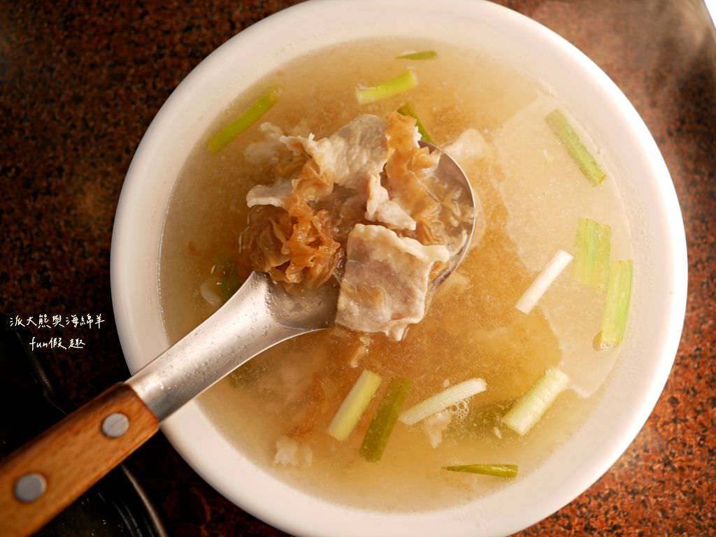 中興小館︱來自廣東省梅縣客家好味道，南投中興新村傳承3代的眷村美味料理在這邊！不論是家庭聚餐還是合菜都有選擇唷～