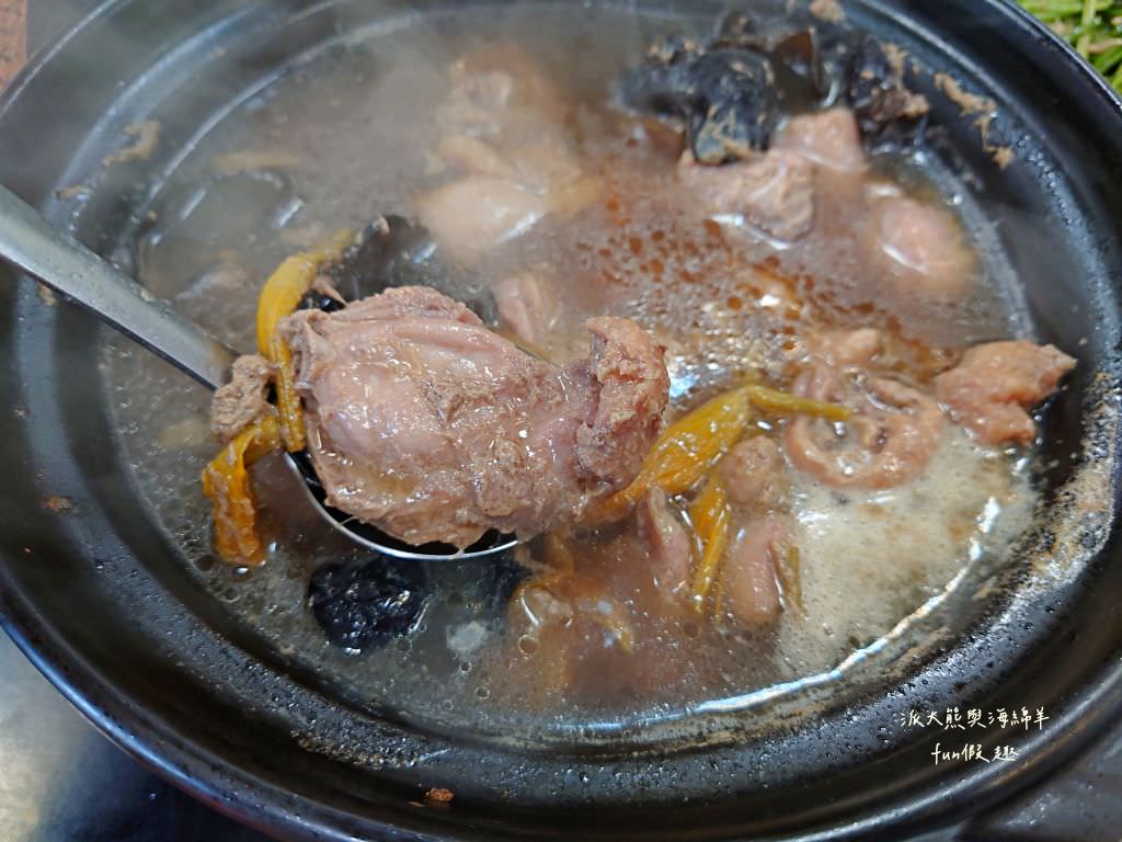 中興小館︱來自廣東省梅縣客家好味道,南投中興新村傳承3代的眷村美味料理在這邊!不論是家庭聚餐還是合菜都有選擇唷~ - 第37張圖 中興小館︱來自廣東省梅縣客家好味道,南投中興新村傳承3代的眷村美味料理在這邊!不論是家庭聚餐還是合菜都有選擇唷~