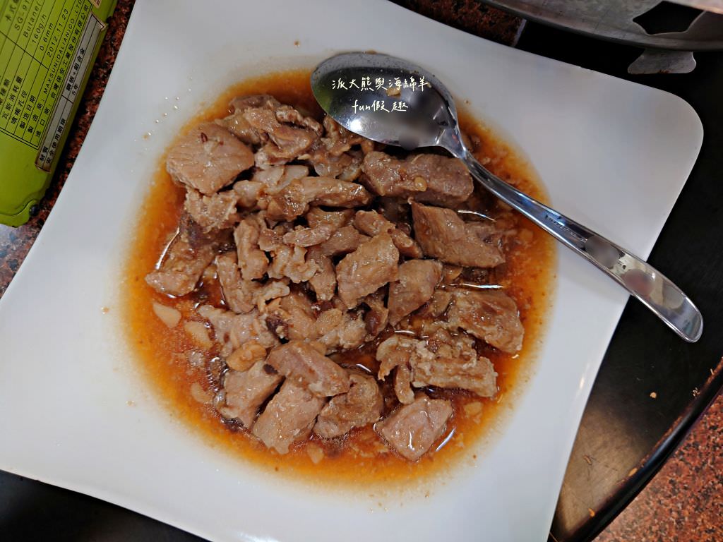 中興小館︱來自廣東省梅縣客家好味道，南投中興新村傳承3代的眷村美味料理在這邊！不論是家庭聚餐還是合菜都有選擇唷～