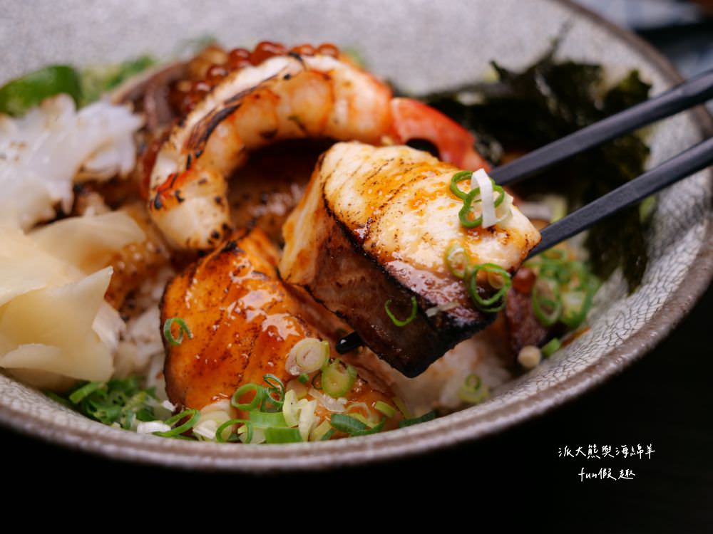 京壽司手作割烹︱草屯超熱門的日式料理專賣店，嚴選海鮮食材與充滿職人精神的澎派日式丼飯，還有當季現流漁獲、生魚片、燒烤、壽司～112.4