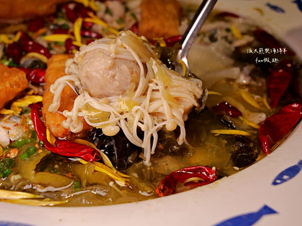 刁民酸菜魚公益店︱酸溜有勁、麻辣過癮的臺中超火紅連鎖巨無霸酸菜魚，從白天營業到凌晨，想當舌尖上的酸（刁）民來這裡準沒錯!!!～112.4