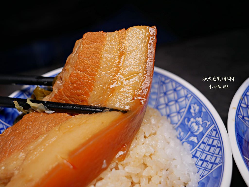 夜市老五、旺來傳統豆花、十二韻員林中正店︱跟著派大熊來一場彰化員林晚餐3美食快閃巡禮!!!晚餐甜點加飲品～