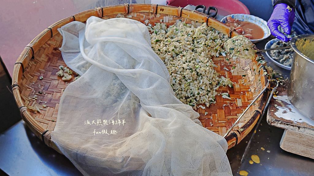 莊家姐妹《蚵嗲》︱學甲隱藏版古早味蚵嗲炸物小吃，享受高麗菜與蚵仔的完美結合，皮薄餡厚超滿足!!!目前第2家蚵嗲～