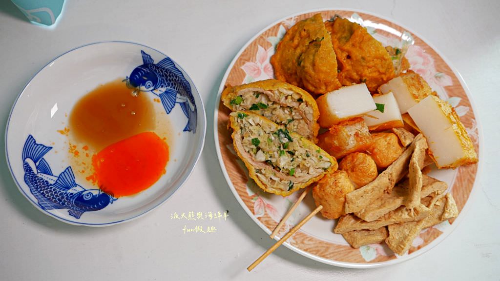 莊家姐妹《蚵嗲》︱學甲隱藏版古早味蚵嗲炸物小吃，享受高麗菜與蚵仔的完美結合，皮薄餡厚超滿足!!!目前第2家蚵嗲～