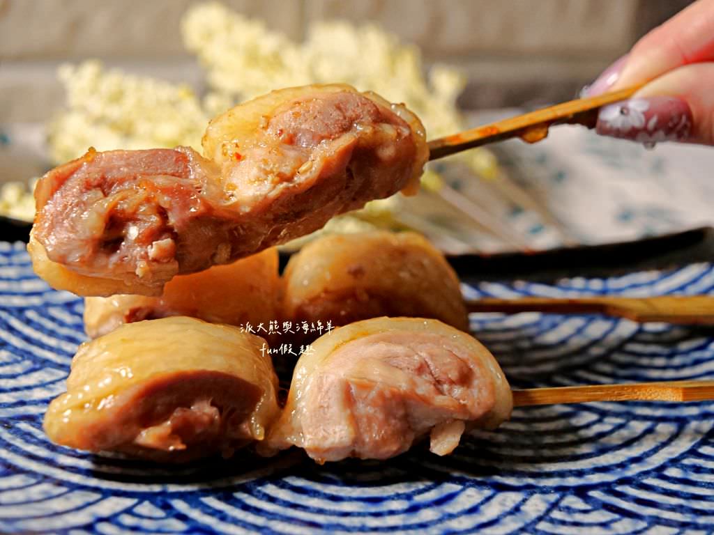 元榆中秋燒鳥串燒限定chill烤【合作體驗】︱以自家嚴選16週以上的自然放牧黑羽土雞做成燒鳥串燒，款款經典，涮上醬汁就能還原居酒屋燒鳥的好滋味!今年中秋最chill的燒鳥組合～