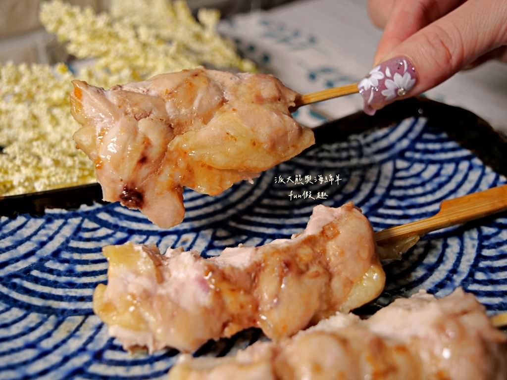 元榆中秋燒鳥串燒限定chill烤【合作體驗】︱以自家嚴選16週以上的自然放牧黑羽土雞做成燒鳥串燒，款款經典，涮上醬汁就能還原居酒屋燒鳥的好滋味!今年中秋最chill的燒鳥組合～