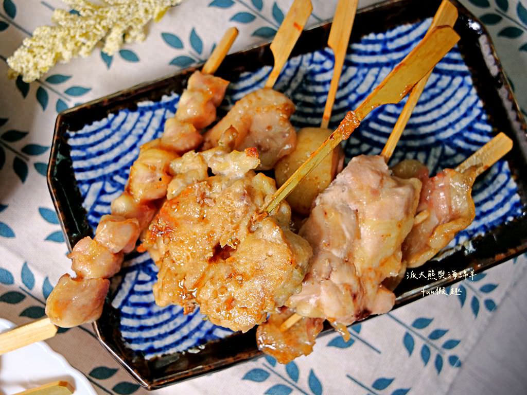 元榆中秋燒鳥串燒限定chill烤【合作體驗】︱以自家嚴選16週以上的自然放牧黑羽土雞做成燒鳥串燒，款款經典，涮上醬汁就能還原居酒屋燒鳥的好滋味!今年中秋最chill的燒鳥組合～