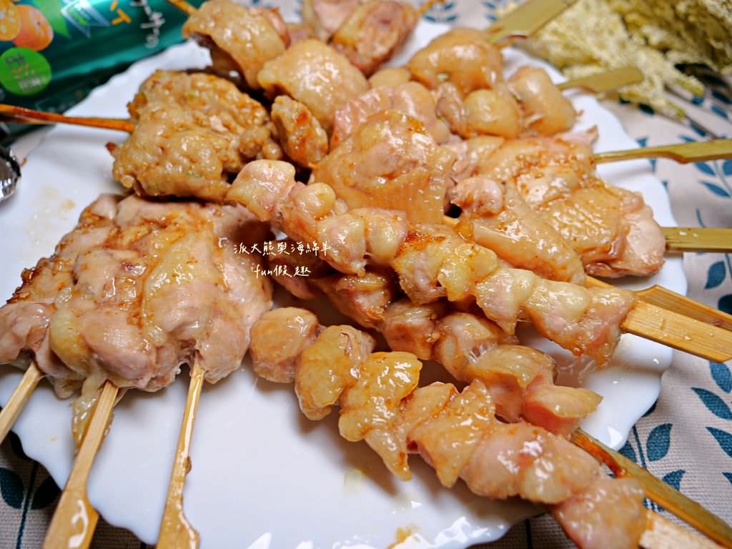 元榆中秋燒鳥串燒限定chill烤【合作體驗】︱以自家嚴選16週以上的自然放牧黑羽土雞做成燒鳥串燒，款款經典，涮上醬汁就能還原居酒屋燒鳥的好滋味!今年中秋最chill的燒鳥組合～