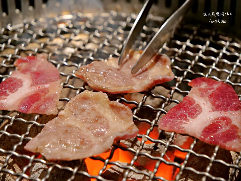 禪燒肉zen yakiniku︱探索中壢神秘巷弄，在百年牌樓建築的唯美玻璃屋，享受全程桌邊代烤!感受日本鹿兒島A5+及澳洲M9+等精緻和牛精緻饗宴，還有西班牙伊比利豬、櫻桃鴨、紐西蘭小羔羊及海鮮等其他非牛品項～