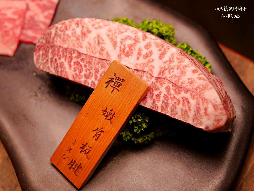 禪燒肉zen yakiniku︱探索中壢神秘巷弄，在百年牌樓建築的唯美玻璃屋，享受全程桌邊代烤!感受日本鹿兒島A5+及澳洲M9+等精緻和牛精緻饗宴，還有西班牙伊比利豬、櫻桃鴨、紐西蘭小羔羊及海鮮等其他非牛品項～