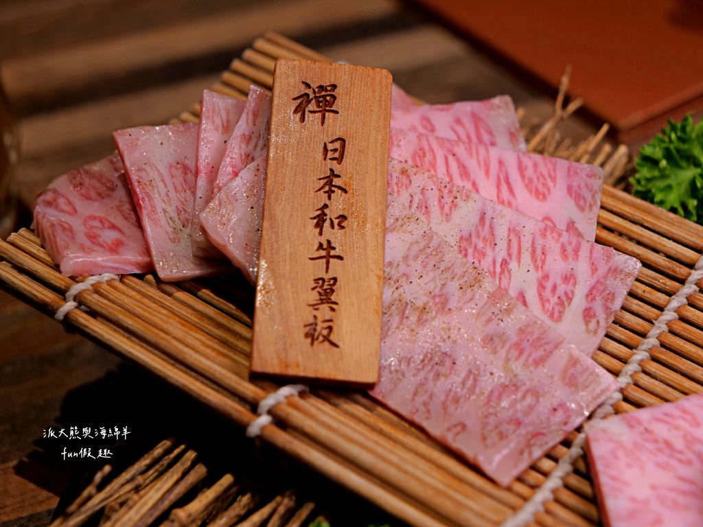 禪燒肉zen yakiniku︱探索中壢神秘巷弄，在百年牌樓建築的唯美玻璃屋，享受全程桌邊代烤!感受日本鹿兒島A5+及澳洲M9+等精緻和牛精緻饗宴，還有西班牙伊比利豬、櫻桃鴨、紐西蘭小羔羊及海鮮等其他非牛品項～