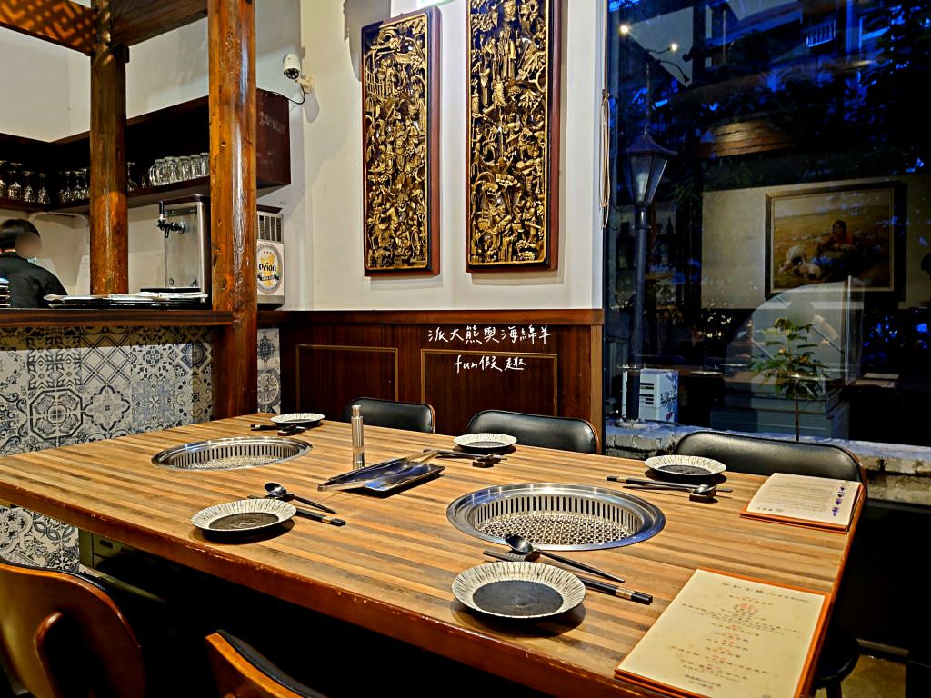 禪燒肉zen yakiniku︱探索中壢神秘巷弄，在百年牌樓建築的唯美玻璃屋，享受全程桌邊代烤!感受日本鹿兒島A5+及澳洲M9+等精緻和牛精緻饗宴，還有西班牙伊比利豬、櫻桃鴨、紐西蘭小羔羊及海鮮等其他非牛品項～