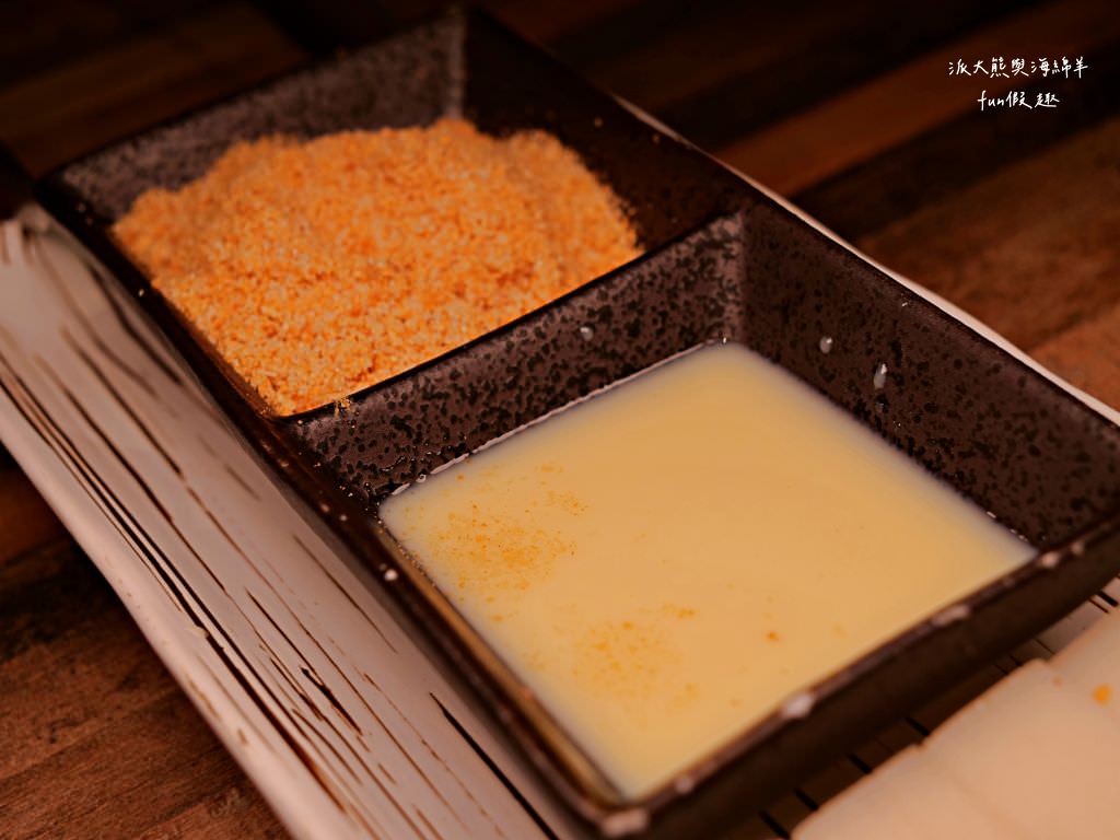 禪燒肉zen yakiniku︱探索中壢神秘巷弄，在百年牌樓建築的唯美玻璃屋，享受全程桌邊代烤!感受日本鹿兒島A5+及澳洲M9+等精緻和牛精緻饗宴，還有西班牙伊比利豬、櫻桃鴨、紐西蘭小羔羊及海鮮等其他非牛品項～