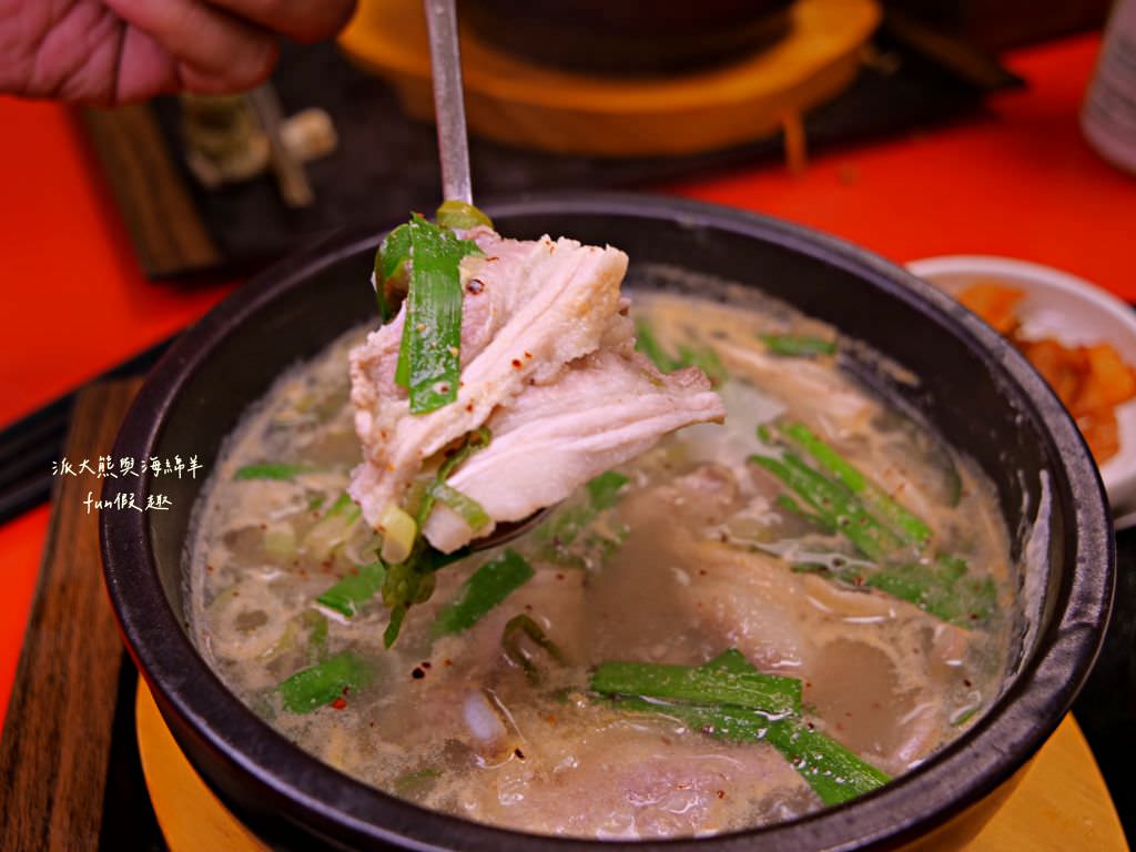 富客中韓料理︱草屯郊區、隱藏南開科技大學附近的神秘合菜餐廳，結合韓國料理與台式熱炒的雙重味蕾饗宴（原草屯鎮中興路上的富客平價快炒）～一次2種享受!