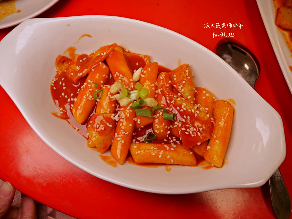 富客中韓料理︱草屯郊區、隱藏南開科技大學附近的神秘合菜餐廳，結合韓國料理與台式熱炒的雙重味蕾饗宴（原草屯鎮中興路上的富客平價快炒）～一次2種享受!