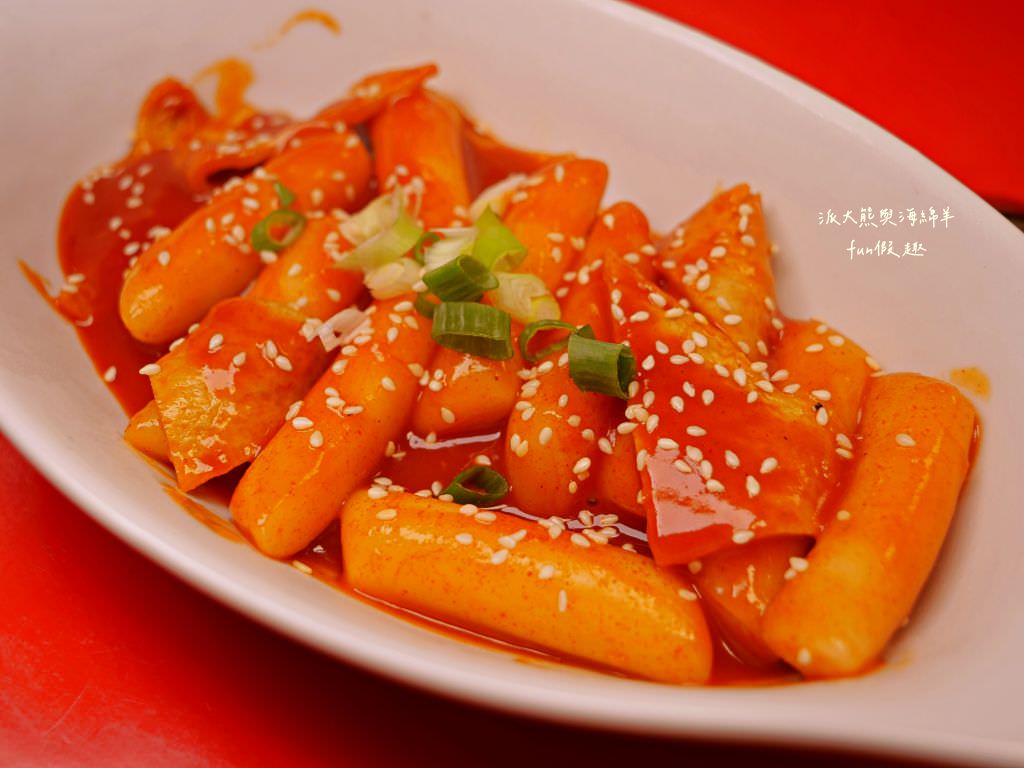 富客中韓料理︱草屯郊區、隱藏南開科技大學附近的神秘合菜餐廳，結合韓國料理與台式熱炒的雙重味蕾饗宴（原草屯鎮中興路上的富客平價快炒）～一次2種享受!