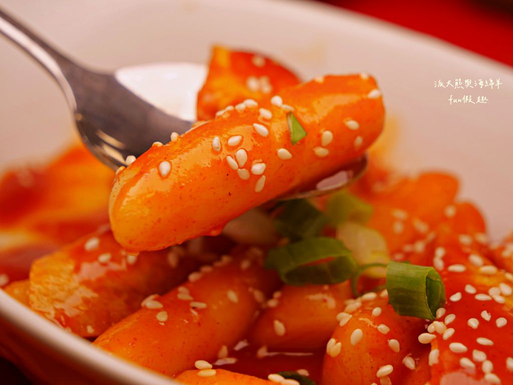 富客中韓料理︱草屯郊區、隱藏南開科技大學附近的神秘合菜餐廳，結合韓國料理與台式熱炒的雙重味蕾饗宴（原草屯鎮中興路上的富客平價快炒）～一次2種享受!