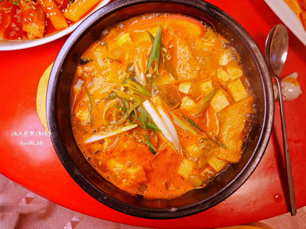 富客中韓料理︱草屯郊區、隱藏南開科技大學附近的神秘合菜餐廳，結合韓國料理與台式熱炒的雙重味蕾饗宴（原草屯鎮中興路上的富客平價快炒）～一次2種享受!