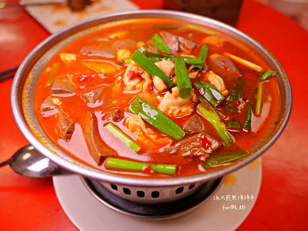 富客中韓料理︱草屯郊區、隱藏南開科技大學附近的神秘合菜餐廳，結合韓國料理與台式熱炒的雙重味蕾饗宴（原草屯鎮中興路上的富客平價快炒）～一次2種享受!