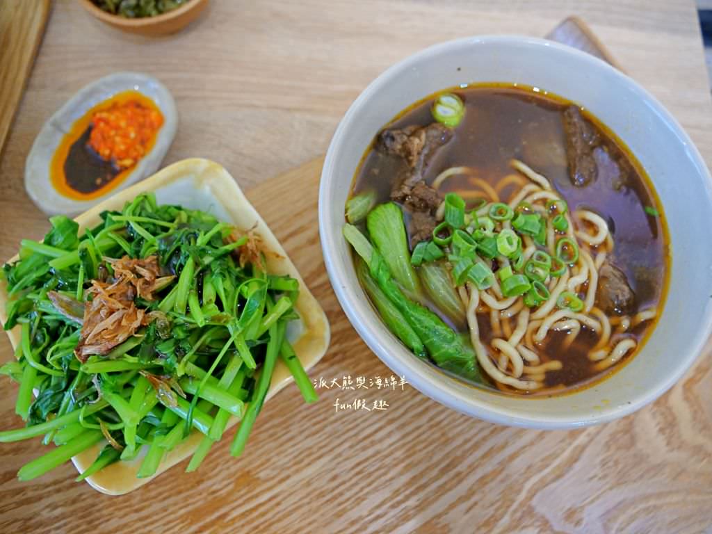 陪我.吃麺 幸福堂中壢店︱桃園中壢中平商圈美食快閃之旅，邂逅韓系小清新麵館與滿滿幸福味的黑糖珍珠真鮮奶～一次2家!