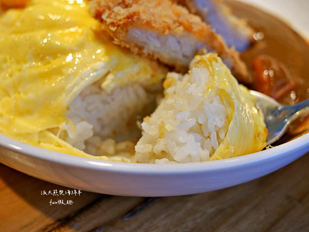 唐元食事︱南投中興新村光明市場裡竟然藏著神祕日式丼飯與咖哩飯,老闆全身散發職人氣場,真材實料且物美價廉讓人超滿足!!!派大熊心中草屯中興咖哩第1名~ - 第15張圖 唐元食事︱南投中興新村光明市場裡竟然藏著神祕日式丼飯與咖哩飯,老闆全身散發職人氣場,真材實料且物美價廉讓人超滿足!!!派大熊心中草屯中興咖哩第1名~