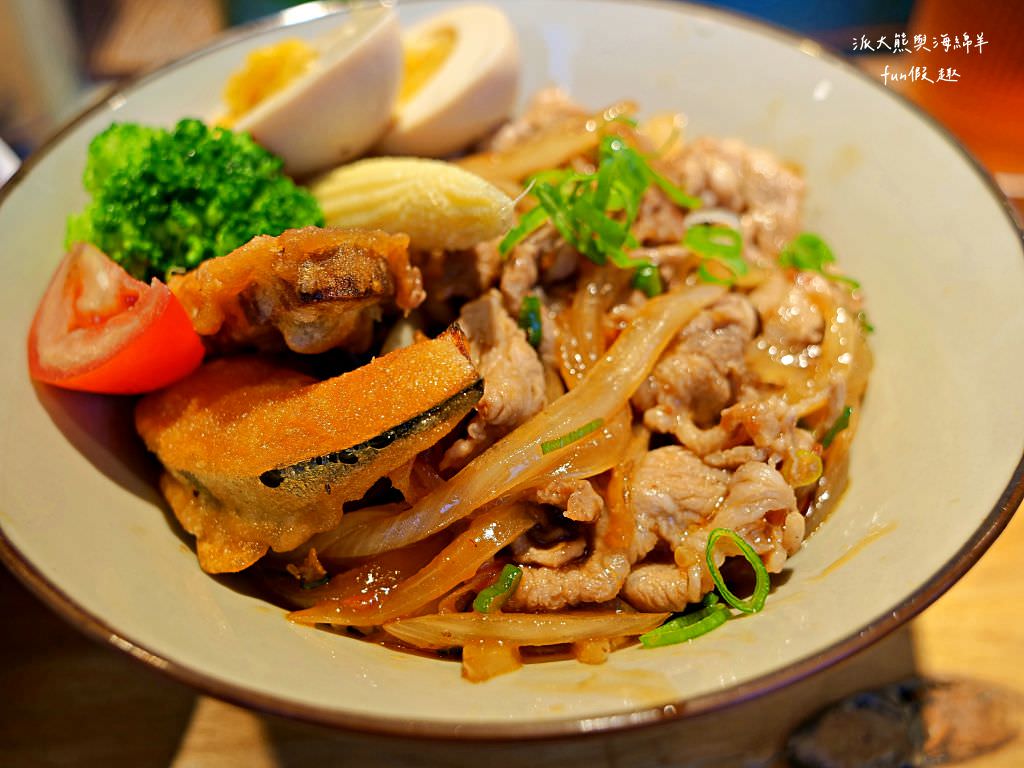 唐元食事︱南投中興新村光明市場裡竟然藏著神祕日式丼飯與咖哩飯,老闆全身散發職人氣場,真材實料且物美價廉讓人超滿足!!!派大熊心中草屯中興咖哩第1名~ - 第18張圖 唐元食事︱南投中興新村光明市場裡竟然藏著神祕日式丼飯與咖哩飯,老闆全身散發職人氣場,真材實料且物美價廉讓人超滿足!!!派大熊心中草屯中興咖哩第1名~