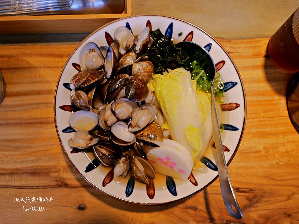 唐元食事︱南投中興新村光明市場裡竟然藏著神祕日式丼飯與咖哩飯,老闆全身散發職人氣場,真材實料且物美價廉讓人超滿足!!!派大熊心中草屯中興咖哩第1名~ - 第23張圖 唐元食事︱南投中興新村光明市場裡竟然藏著神祕日式丼飯與咖哩飯,老闆全身散發職人氣場,真材實料且物美價廉讓人超滿足!!!派大熊心中草屯中興咖哩第1名~