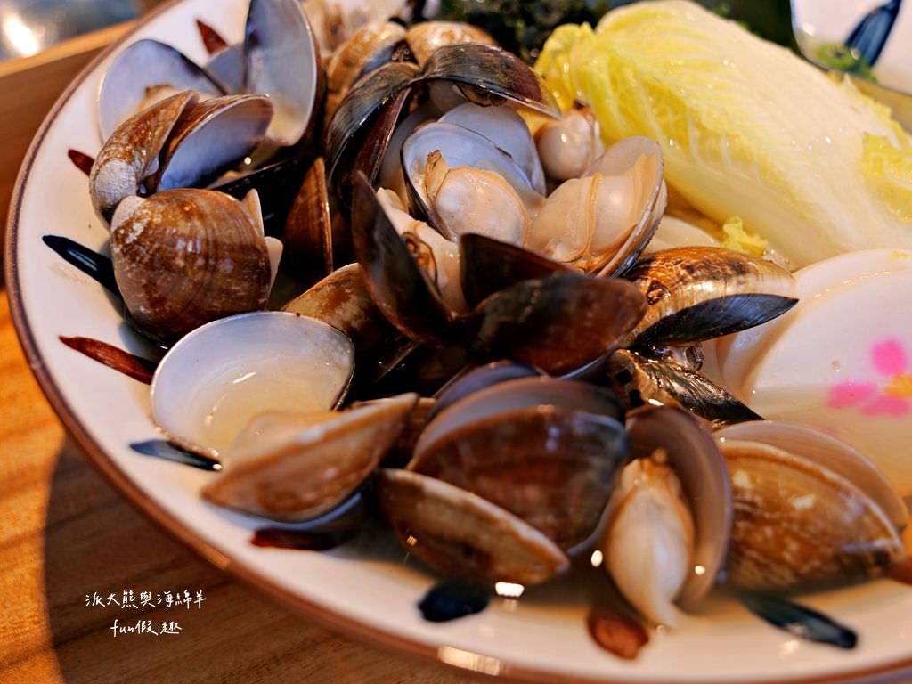 唐元食事︱南投中興新村光明市場裡竟然藏著神祕日式丼飯與咖哩飯,老闆全身散發職人氣場,真材實料且物美價廉讓人超滿足!!!派大熊心中草屯中興咖哩第1名~ - 第25張圖 唐元食事︱南投中興新村光明市場裡竟然藏著神祕日式丼飯與咖哩飯,老闆全身散發職人氣場,真材實料且物美價廉讓人超滿足!!!派大熊心中草屯中興咖哩第1名~