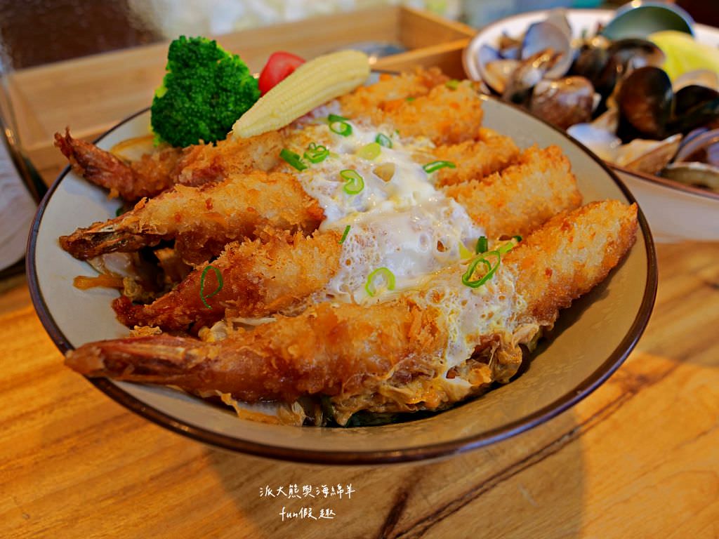 唐元食事︱南投中興新村光明市場裡竟然藏著神祕日式丼飯與咖哩飯,老闆全身散發職人氣場,真材實料且物美價廉讓人超滿足!!!派大熊心中草屯中興咖哩第1名~ - 第29張圖 唐元食事︱南投中興新村光明市場裡竟然藏著神祕日式丼飯與咖哩飯,老闆全身散發職人氣場,真材實料且物美價廉讓人超滿足!!!派大熊心中草屯中興咖哩第1名~