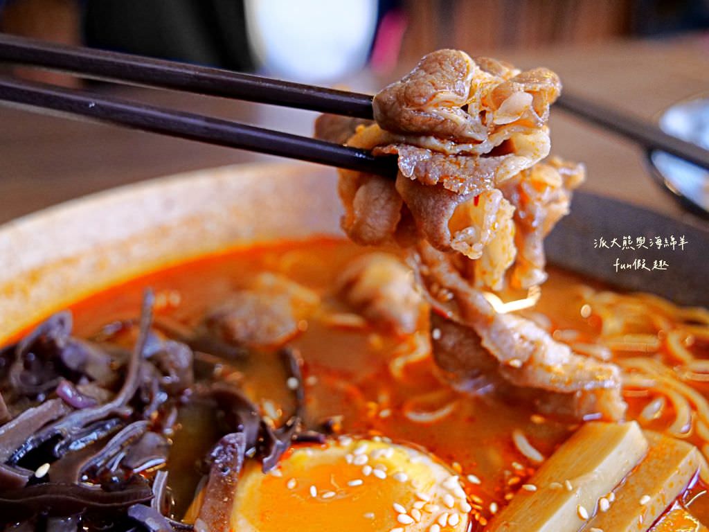 甲拉麵-復興大智店︱鄰近臺中後火車站與大魯閣新時代購物中心,路邊轉角充滿屋台風情的平價日式拉麵,口味眾多更可以免費續麵1次!!! - 第27張圖 甲拉麵-復興大智店︱鄰近臺中後火車站與大魯閣新時代購物中心,路邊轉角充滿屋台風情的平價日式拉麵,口味眾多更可以免費續麵1次!!!