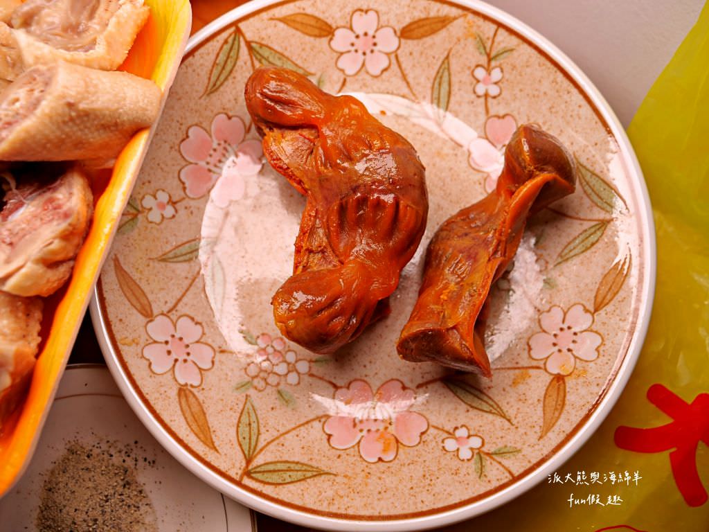 下營大支燻茶鵝油雞︱在學甲也能吃到下營特產香噴噴燻茶鵝，吮指回味樂無窮，還有醉鵝、油雞、甘蔗雞、鴨翅、鴨舌等各種拼盤，每日新鮮製作限量供應，想買記得趁早!!!