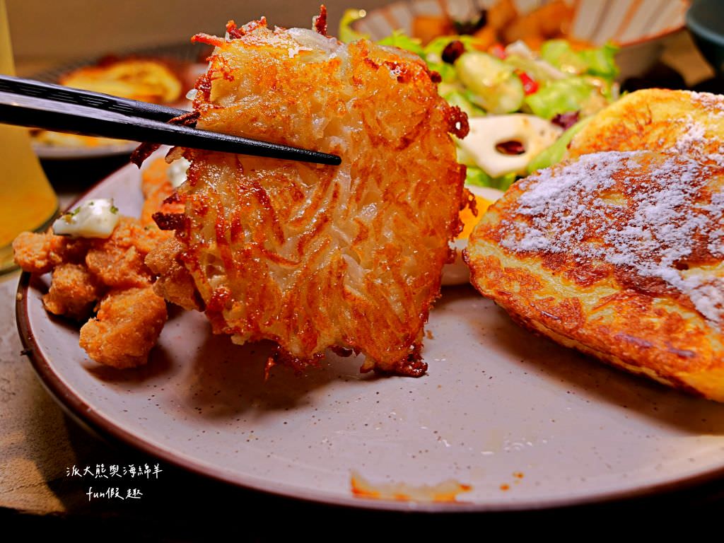 呷島早午餐︱草屯早午餐再1發，魂牽夢縈的焗皮蛋餅搭配穿上金黃奶油的酥厚吐司，來呷島一起大聲說歐嗨唷Ohayo!!! 蹦啾Bonjour!!!～112.9