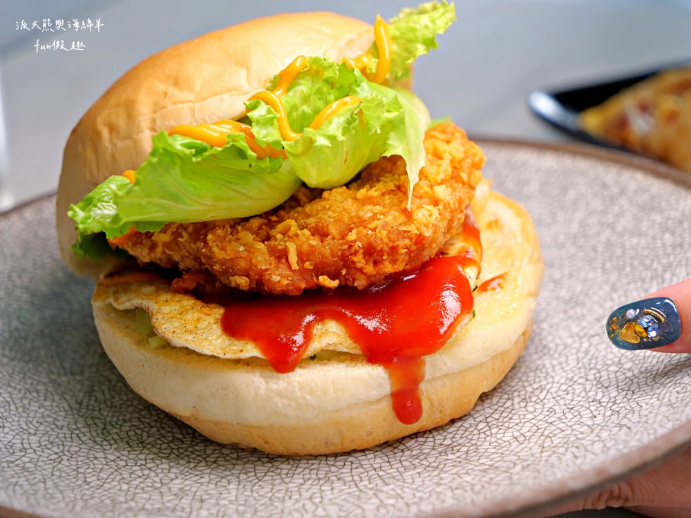 晨辰早午餐︱青年返鄉打造草屯小清新工業風用餐環境，餐點兼容中西式早午餐，用心手作真材實料，延續3代的在地樸實好滋味～@合作體驗