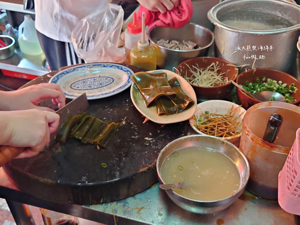 阿章意麵︱派大熊朝聖南投菜市場裡的南投意麵王!!!第三屆500碗2碗評鑑～不只招牌意麵超棒，魯肉飯與油豆腐也都在水準之上，在地飄香逾50年的樸實好滋味～