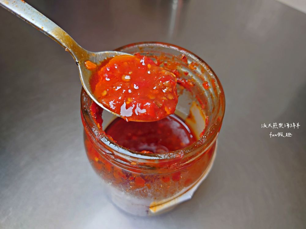 阿章意麵︱派大熊朝聖南投菜市場裡的南投意麵王!!!第三屆500碗2碗評鑑~不只招牌意麵超棒,魯肉飯與油豆腐也都在水準之上,在地飄香逾50年的樸實好滋味~ - 第9張圖 阿章意麵︱派大熊朝聖南投菜市場裡的南投意麵王!!!第三屆500碗2碗評鑑~不只招牌意麵超棒,魯肉飯與油豆腐也都在水準之上,在地飄香逾50年的樸實好滋味~