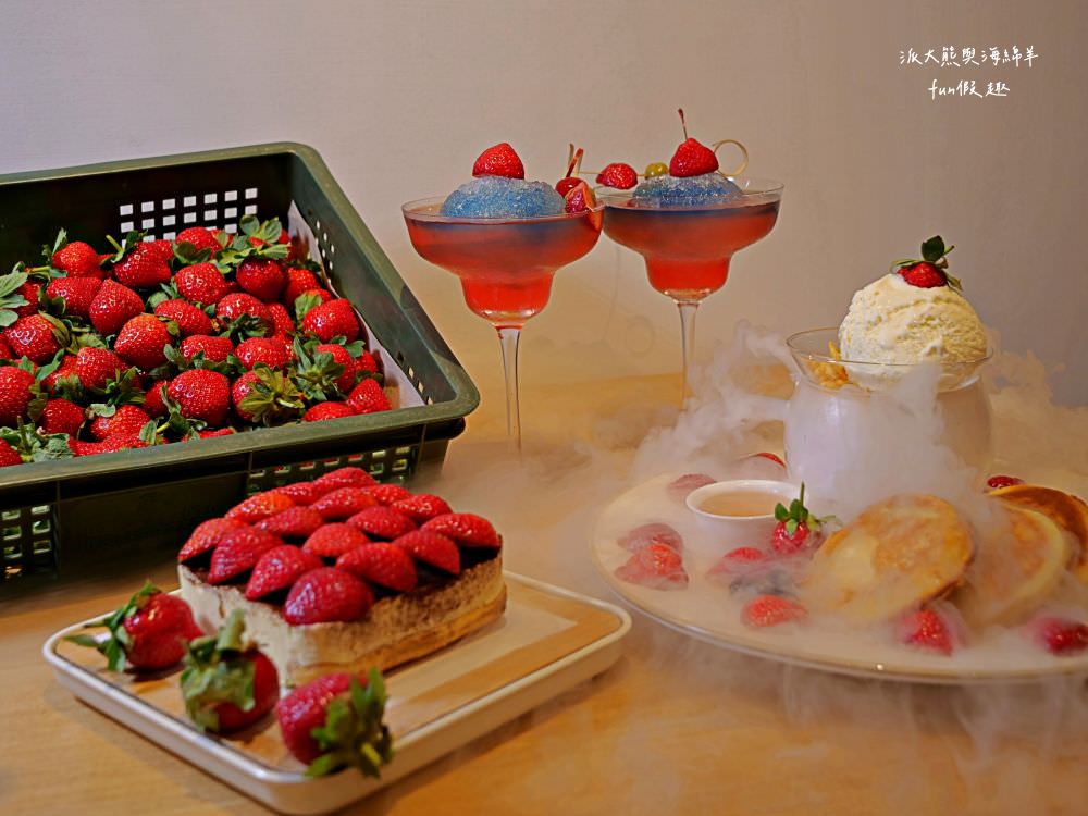 三筋-南投1號店︱草屯戀冬之夜，今年聖誕就相約三筋南投1號店尋找寶石戒指，品味爆滿起司焗烤豬排、草莓鬆餅、草莓提拉米蘇等期間限定餐點，享受最浪漫的莓好食刻!!@合作體驗