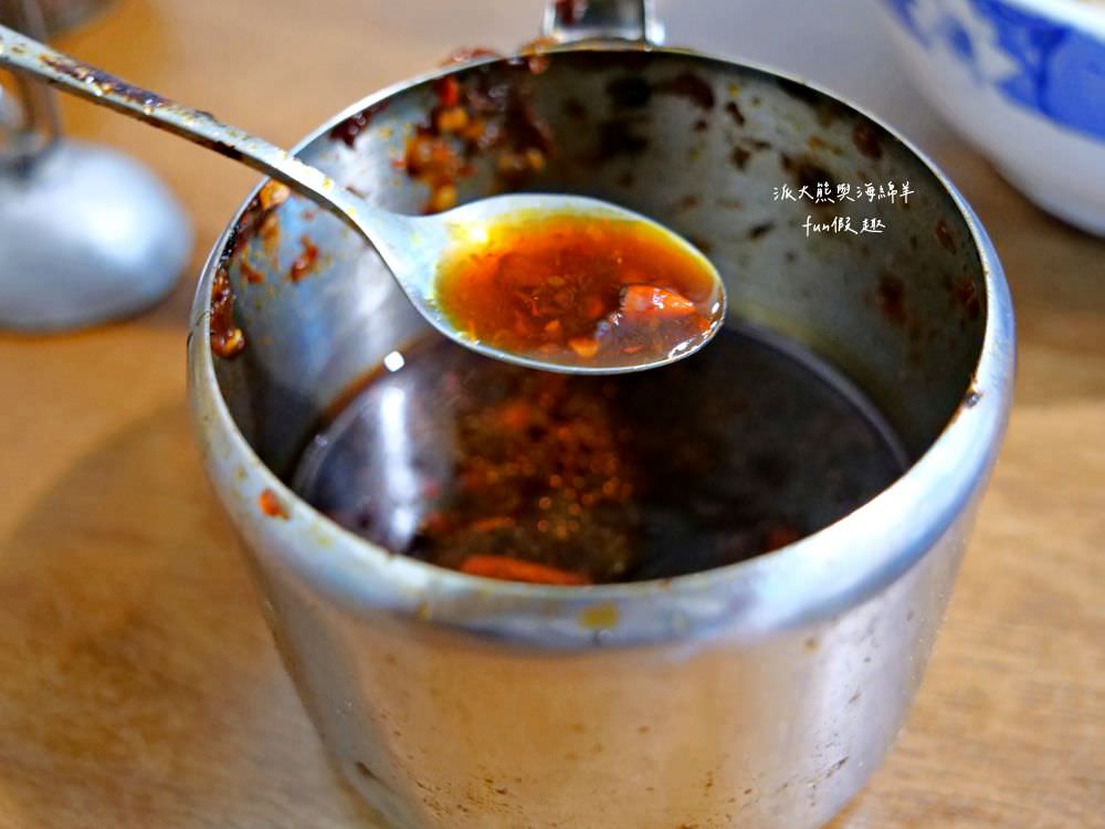 老何麵担︱傳承2代的南投在地麵館，溫馨舒適的用餐環境，招牌南投意麵不加鹼，讓大家享受美食之餘也能健康無負擔，推薦必點抄手與滷味切盤!!!