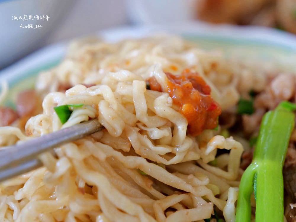 葉家意麵老店-南陽店︱屹立南投市南陽市場數十年的南投意麵,餐點美味份量大,是充滿在地特色的傳統日常早午餐~位址是921重建後,葉家意麵有2家,目前連孫輩都也在幫忙囉! - 第18張圖 葉家意麵老店-南陽店︱屹立南投市南陽市場數十年的南投意麵,餐點美味份量大,是充滿在地特色的傳統日常早午餐~位址是921重建後,葉家意麵有2家,目前連孫輩都也在幫忙囉!