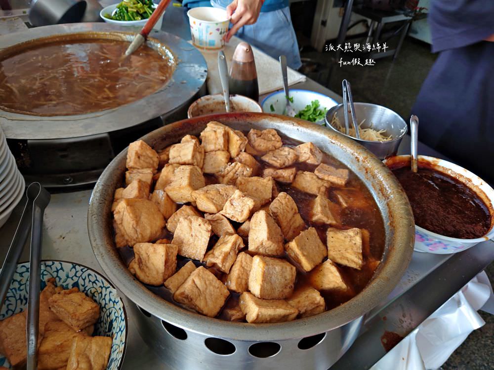 葉家意麵老店-南陽店︱屹立南投市南陽市場數十年的南投意麵，餐點美味份量大，是充滿在地特色的傳統日常早午餐～位址是921重建後，葉家意麵有2家，目前連孫輩都也在幫忙囉!