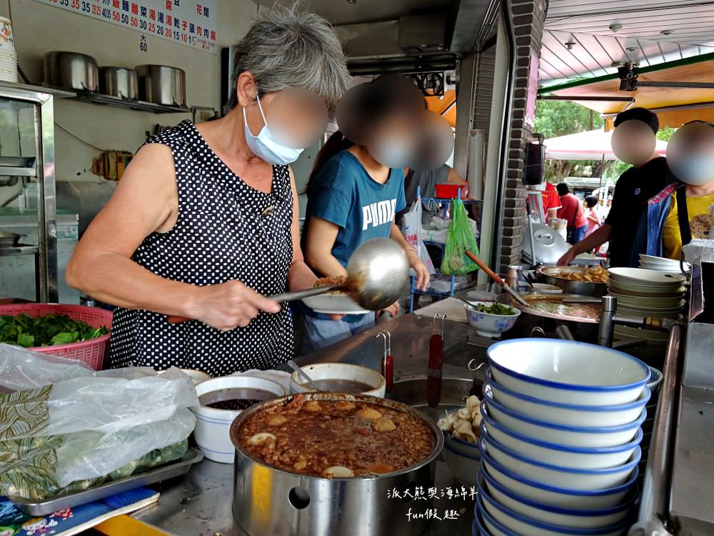 葉家意麵老店-南陽店︱屹立南投市南陽市場數十年的南投意麵,餐點美味份量大,是充滿在地特色的傳統日常早午餐~位址是921重建後,葉家意麵有2家,目前連孫輩都也在幫忙囉! - 第9張圖 葉家意麵老店-南陽店︱屹立南投市南陽市場數十年的南投意麵,餐點美味份量大,是充滿在地特色的傳統日常早午餐~位址是921重建後,葉家意麵有2家,目前連孫輩都也在幫忙囉!