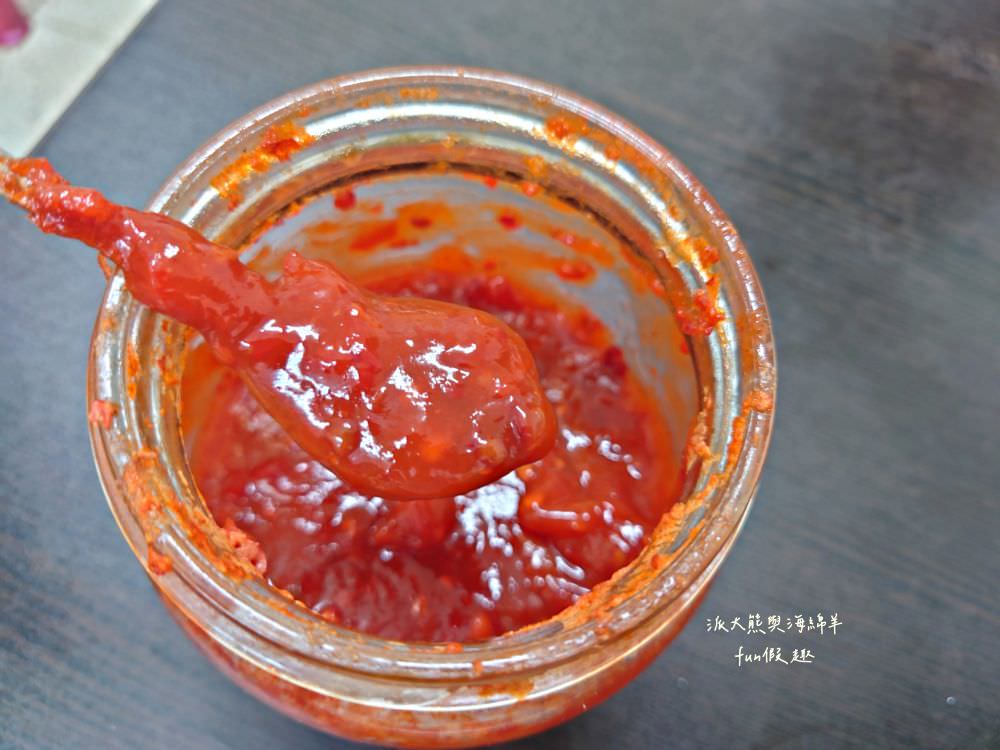 古早味海產麵︱臺北中山營業超過40年，鄰近捷運行天宮站的在地美食，香濃麻醬麵配碗新鮮蚵仔湯，就是令人懷念的簡樸好滋味～