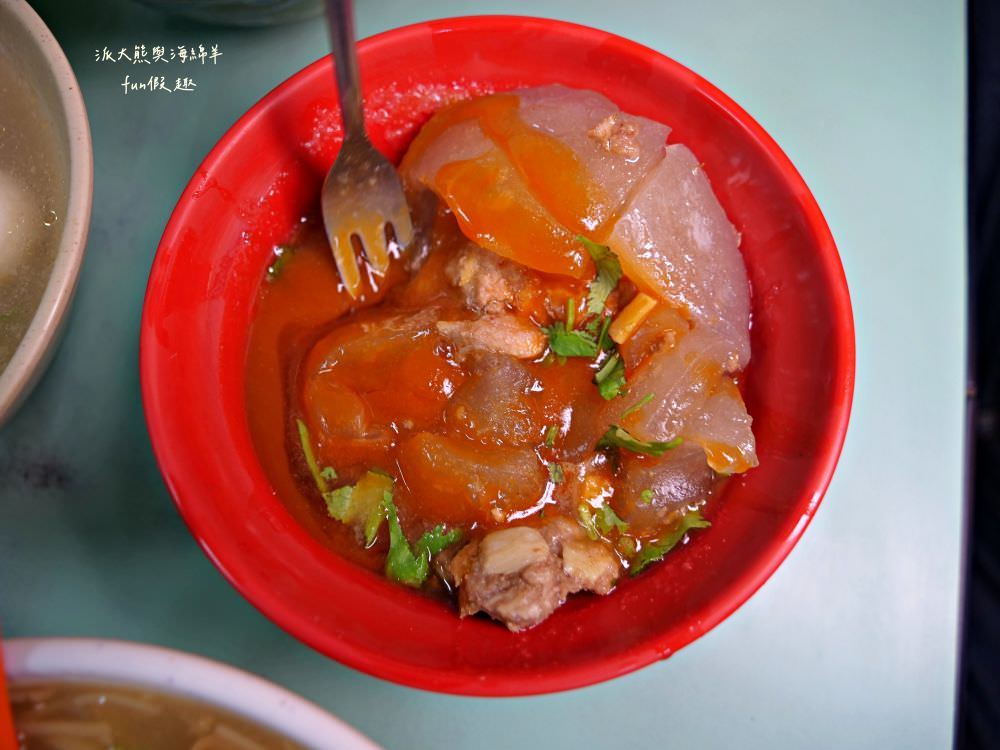 社子美食必吃!社子楊家小吃、社子古早味豆花、社子島島頭公園︱來臺北士林社子大嗑在地銅板美食與傳統古早味下午茶，在基隆河與淡水河交匯處遠眺關渡大橋，享受悠閒愜意半日遊～112.10