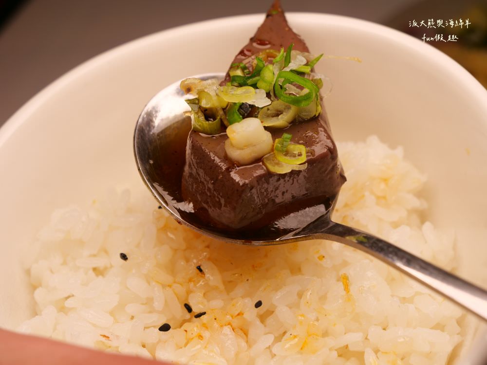 SS65醬湯研究院︱草屯絕美貨櫃屋美食再+1,精心燉煮5種口味秘製老火湯&主廚限定早午餐及特餐,搭配多項獨家特調醬汁,讓人從早到晚都吃不膩,好吃好看又好拍!!!(原姚吱吱秘制老火湯麻辣燙)~ - 第19張圖 SS65醬湯研究院︱草屯絕美貨櫃屋美食再+1,精心燉煮5種口味秘製老火湯&主廚限定早午餐及特餐,搭配多項獨家特調醬汁,讓人從早到晚都吃不膩,好吃好看又好拍!!!(原姚吱吱秘制老火湯麻辣燙)~