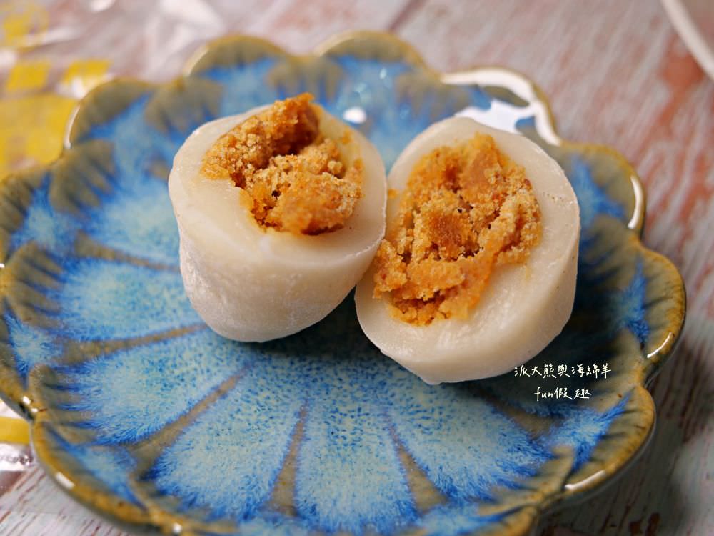 曾傳手工麻糬︱花蓮遊玩必買伴手禮，開業至今屹立超過80年，純手工製作麻糬每顆只要10元銅板價!!!挑戰同業最低價，現買現吃新鮮美味，是歷久彌新的古早好滋味～