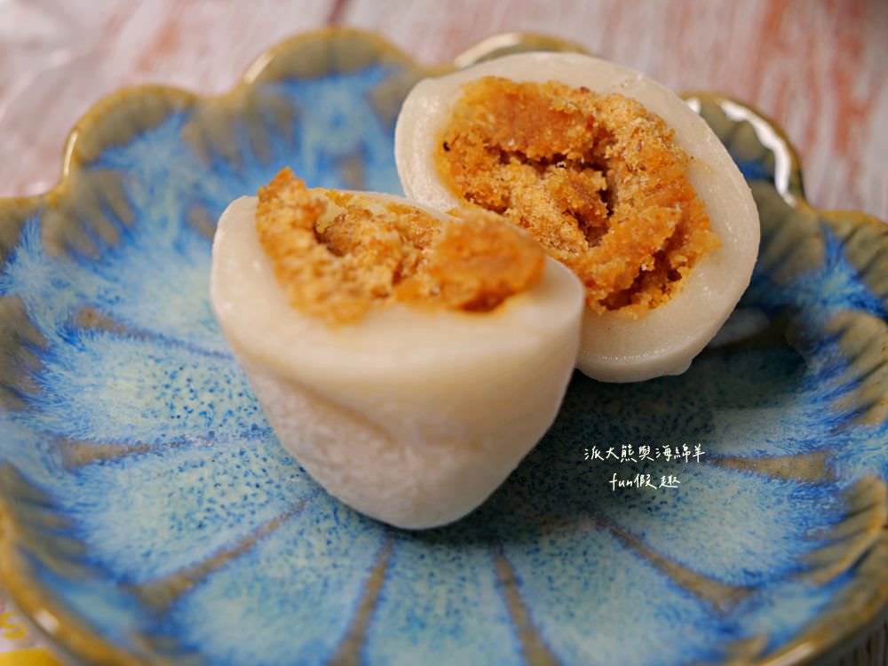 曾傳手工麻糬︱花蓮遊玩必買伴手禮，開業至今屹立超過80年，純手工製作麻糬每顆只要10元銅板價!!!挑戰同業最低價，現買現吃新鮮美味，是歷久彌新的古早好滋味～